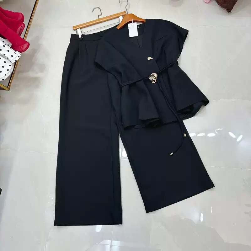 Ladies suits two piece