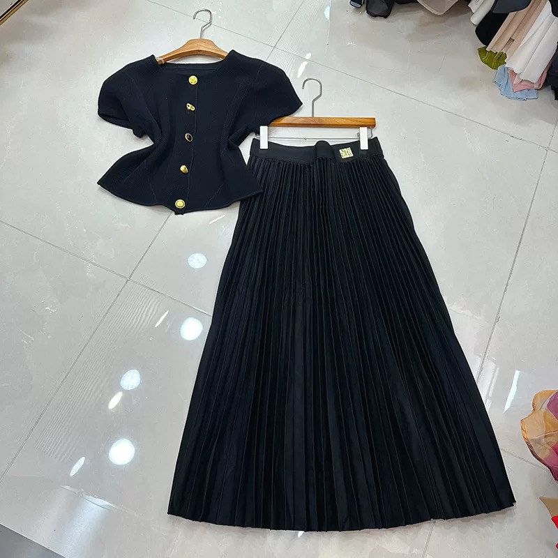 Ladies two Piece - Image 3