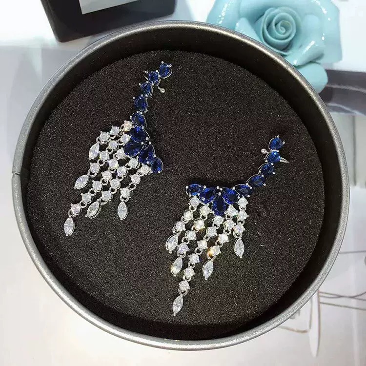 Luxurious Earrings - Image 2