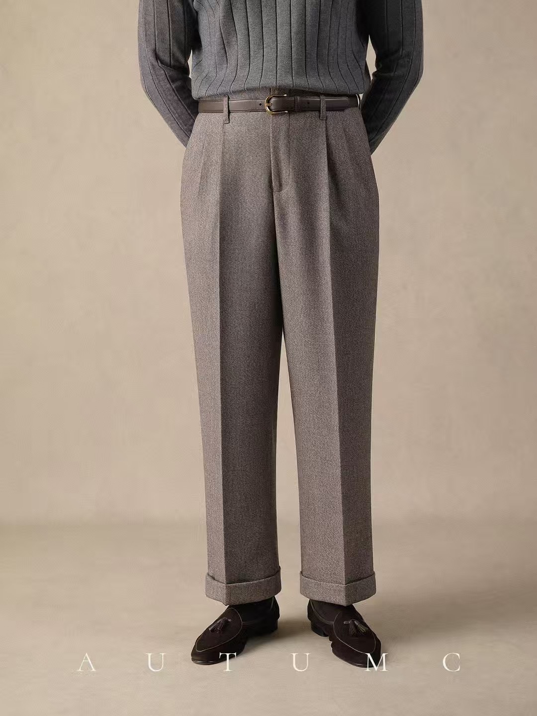 Man high quality trousers