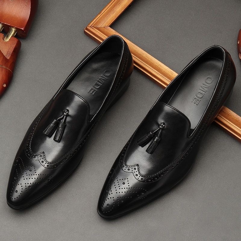 Man formal shoes