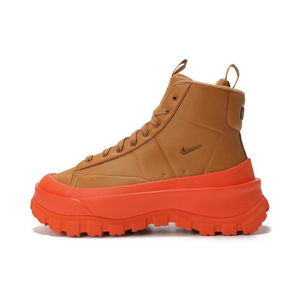 Ladie Nike high cut casual