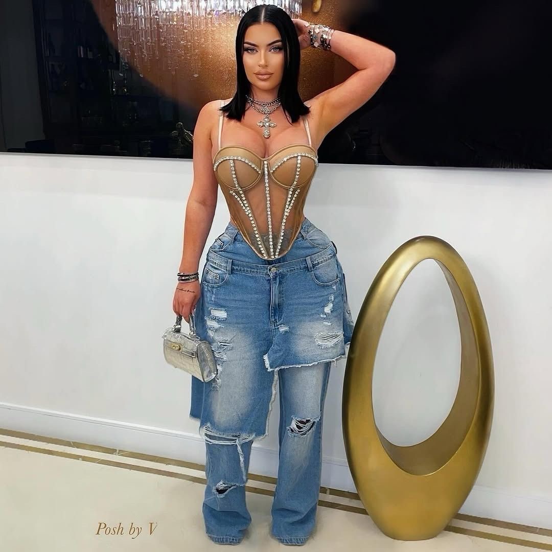 Ladies Jeans - Image 2