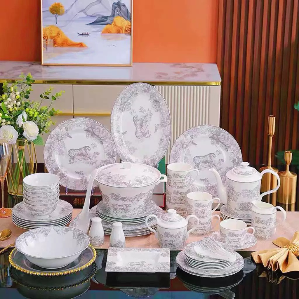 Exquisite red bone Tableware