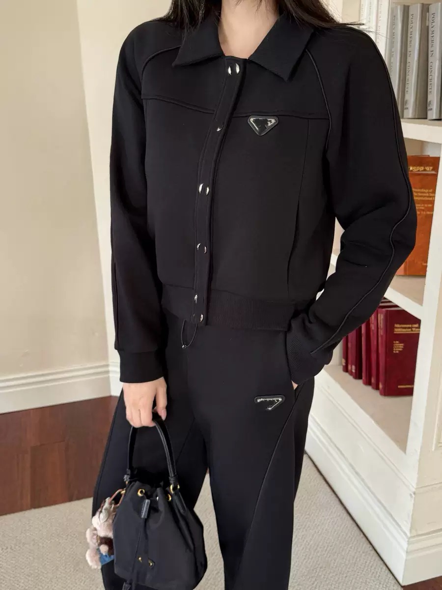 Ladies high Quality tracksuits - Image 2