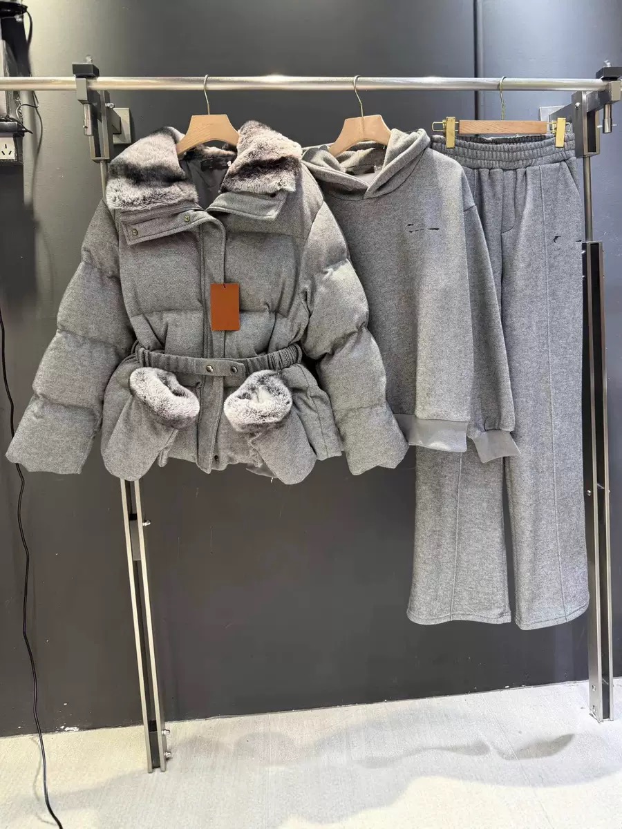 Three-Piece set Fur collar Jacket with belt,gloves ,Sweatshirt &trousers