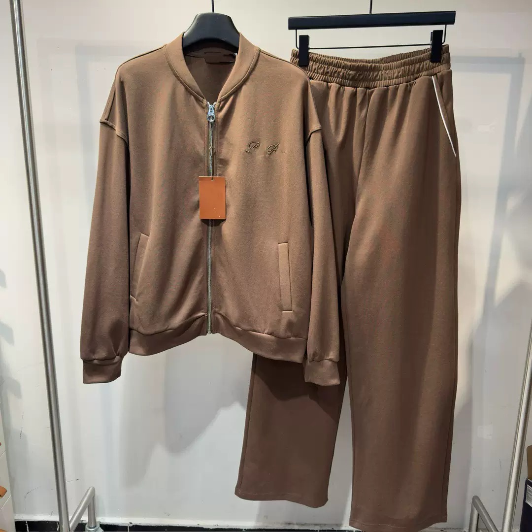 High quality women’s tracksuits