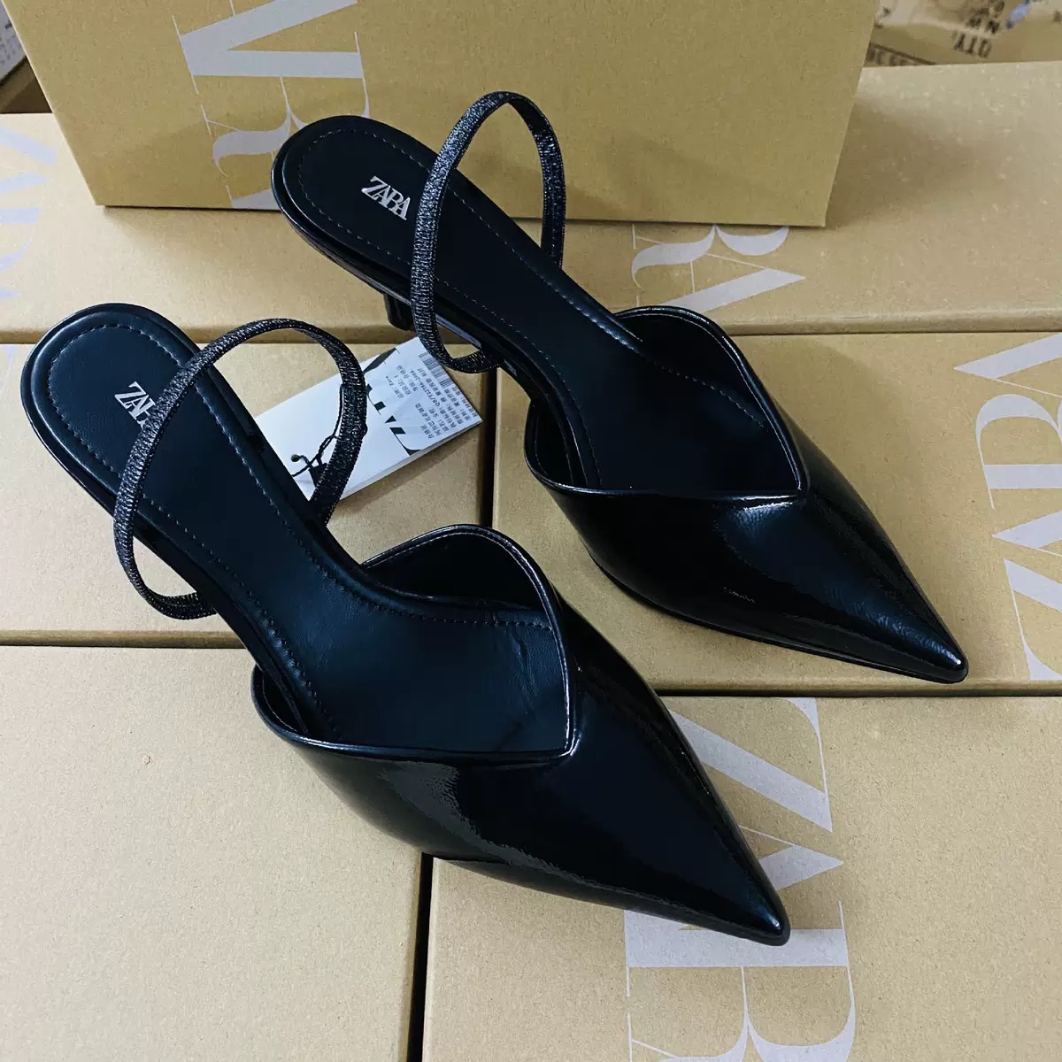 Ladies heels - Image 2