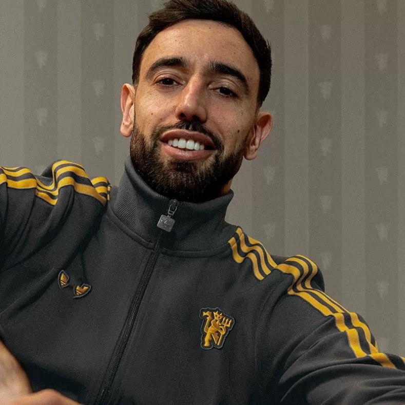 Manchester united Tracksuits - Image 3