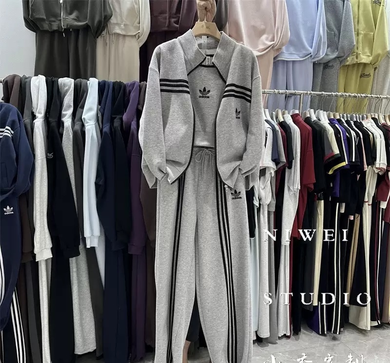 Woman Adidas 3 piece