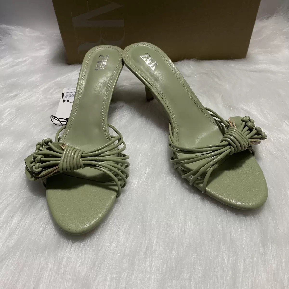 Ladies heels - Image 2