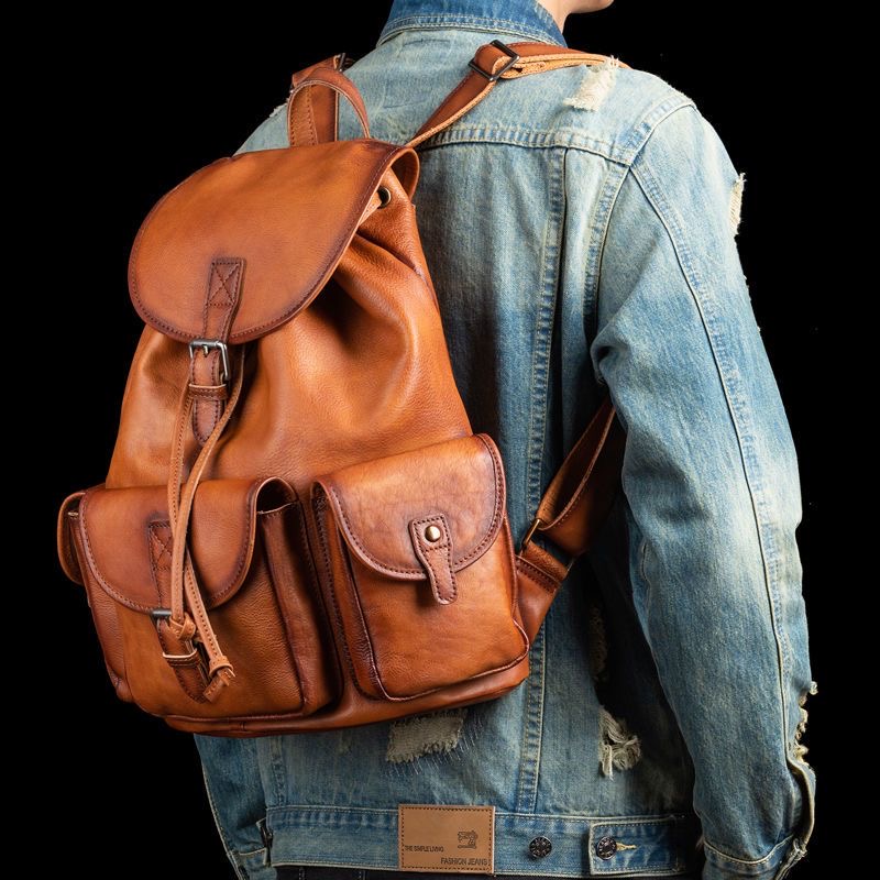 High -end retro cowhide backpack - Image 3