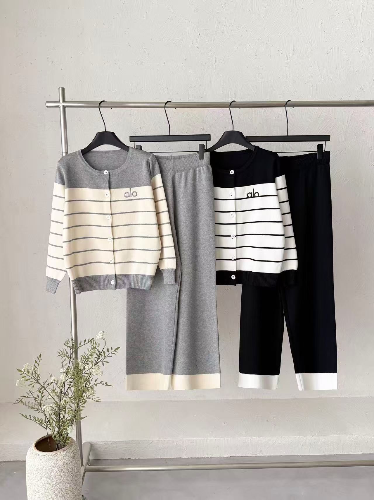 Ladies two Piece (Alo & Chanel)