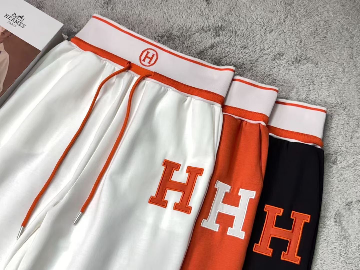 Ladies two Piece - Image 3