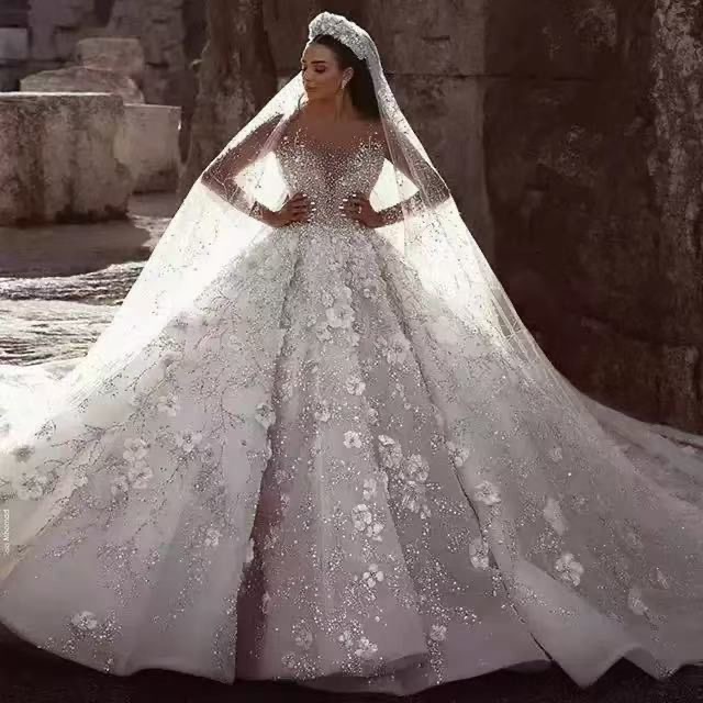 Luxury wedding Gown - Image 2