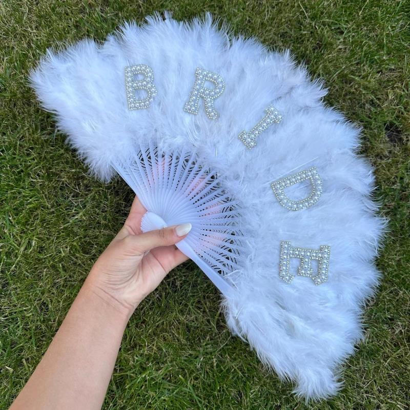 Bride Feather wedding fan - Image 3