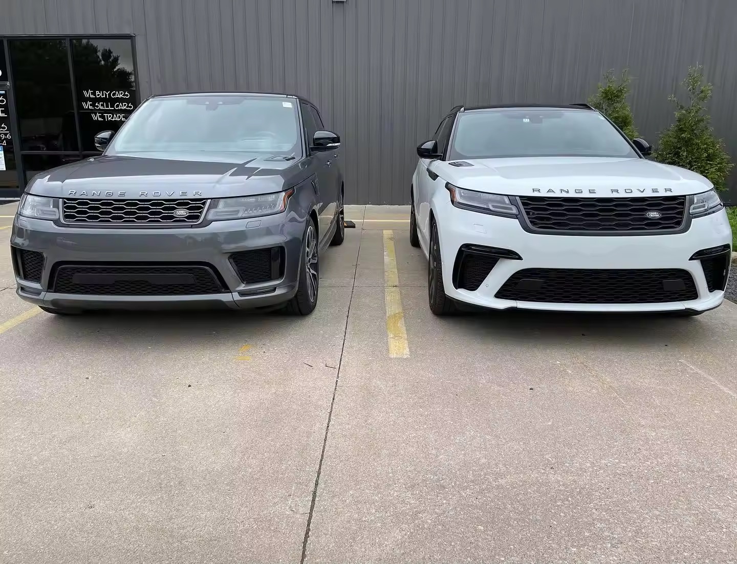 2020-2024 USED RangeRover  Velar - Image 2