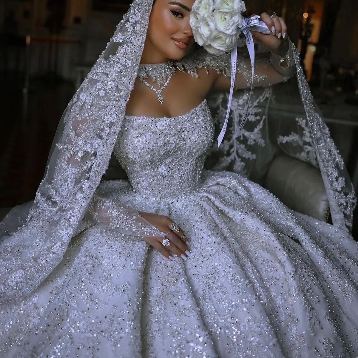 Long sleeve shinning white Bridal Dress