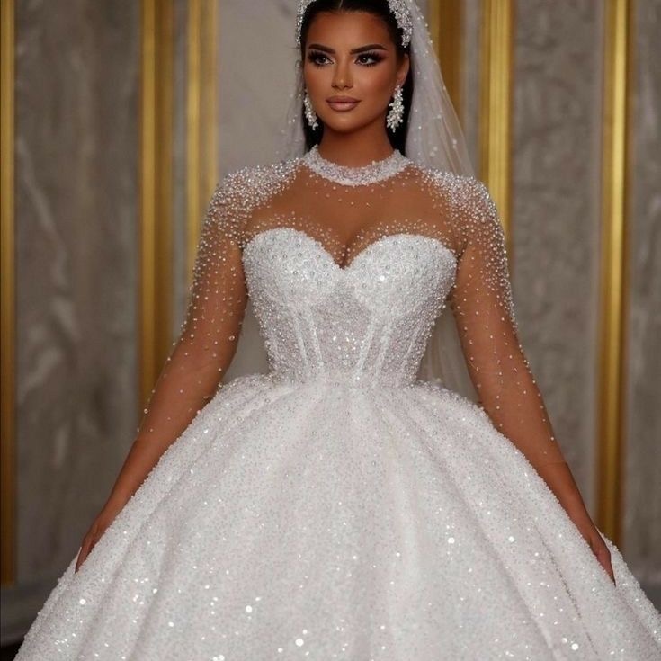 Bridal puffy wedding gown - Image 2