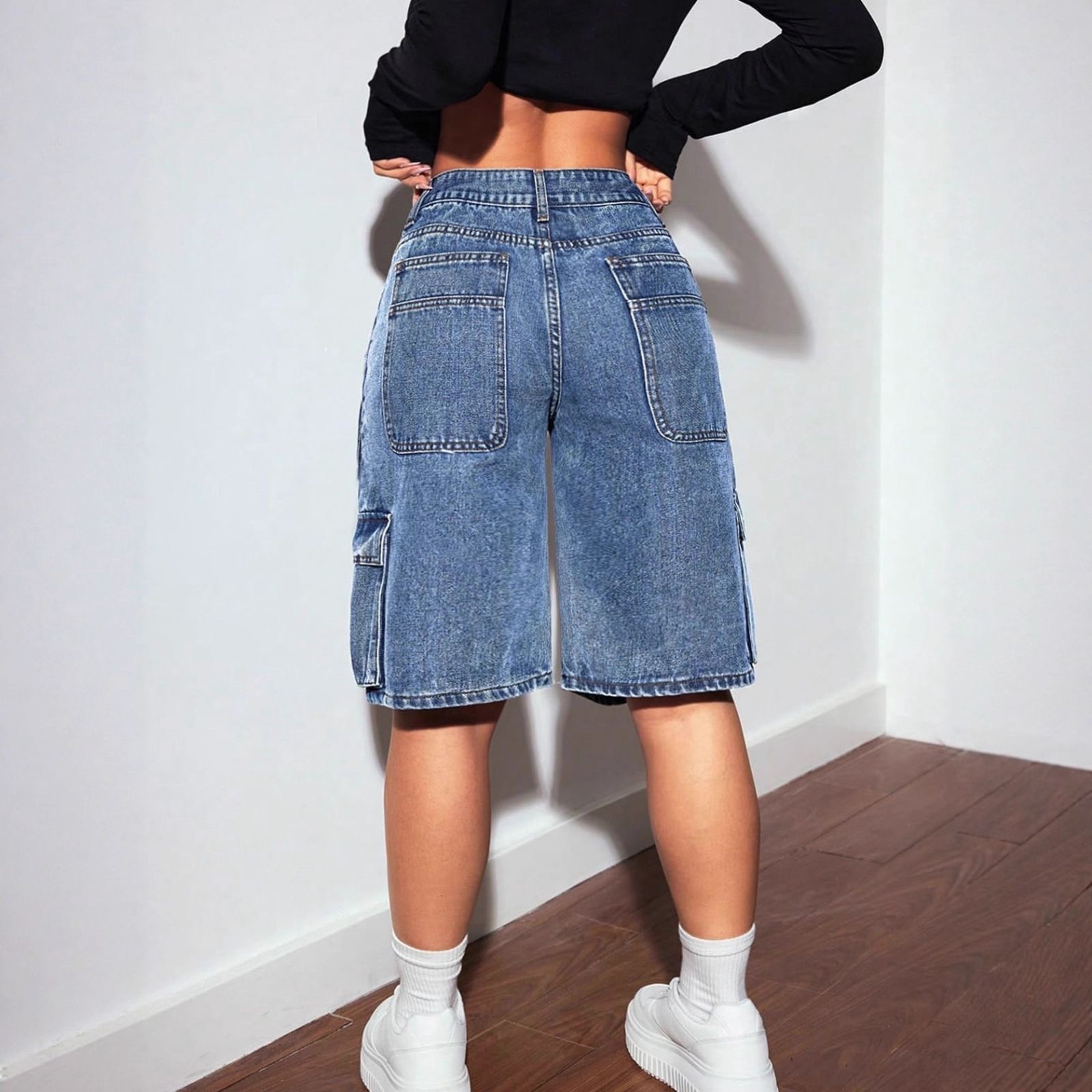 Ladies 3 quarter Jean Short - Image 3