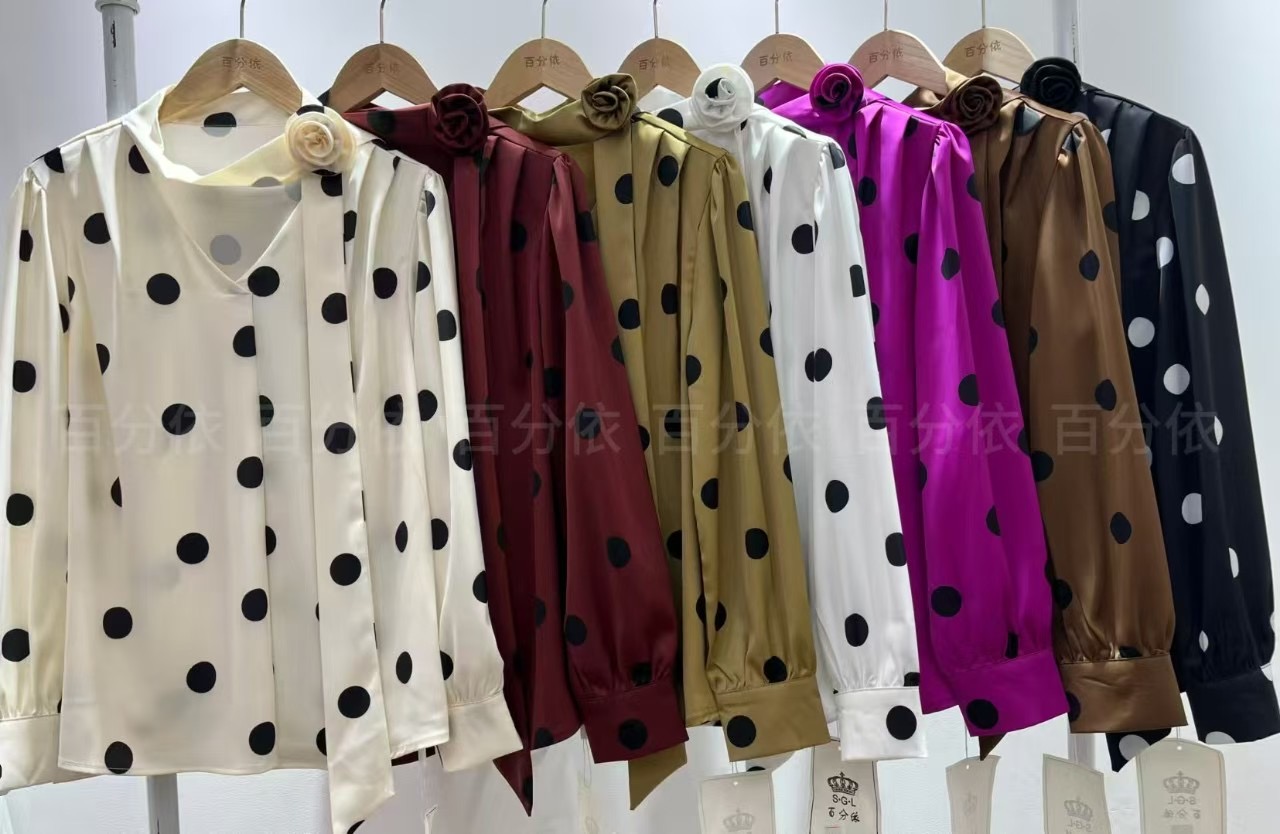 Ladies tops - Image 3