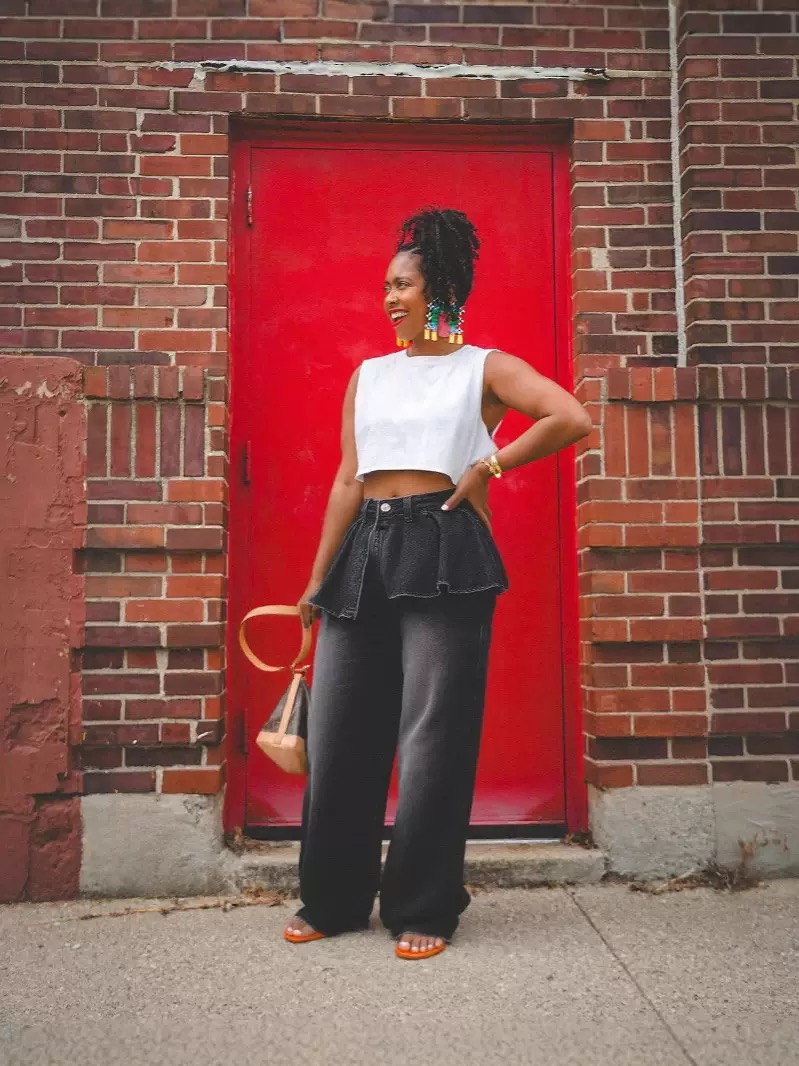 New style ladies Jeans - Image 2